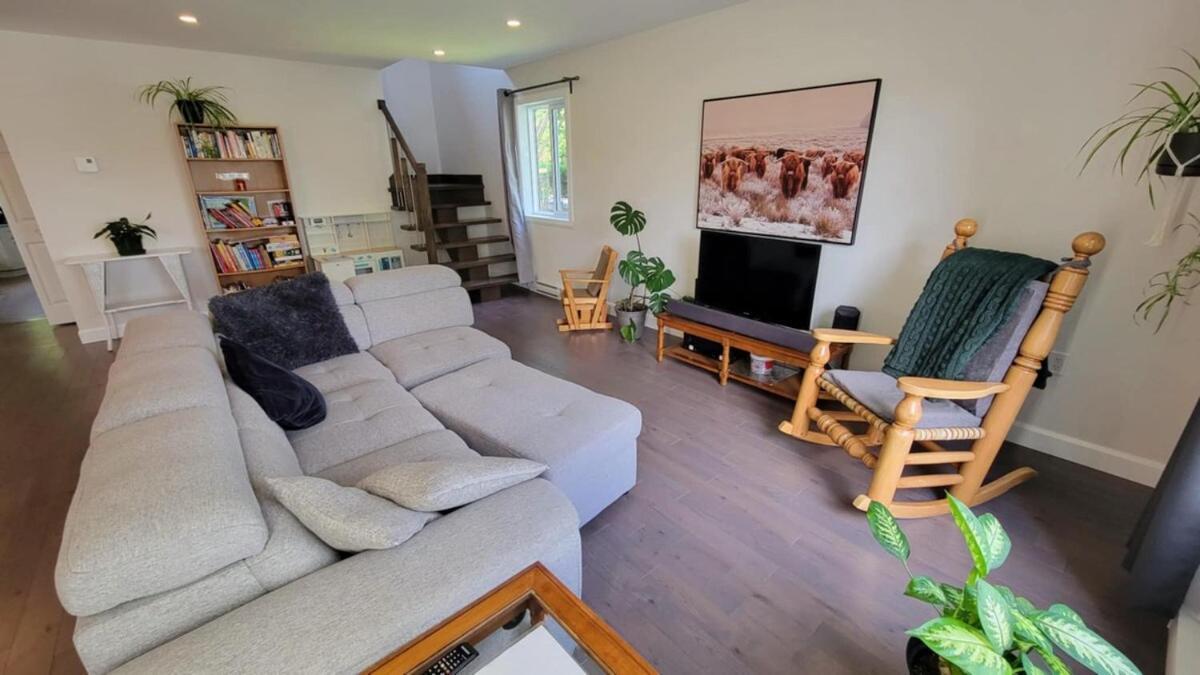 O Lac-brome, 3ch, 8 Personnes Holiday home